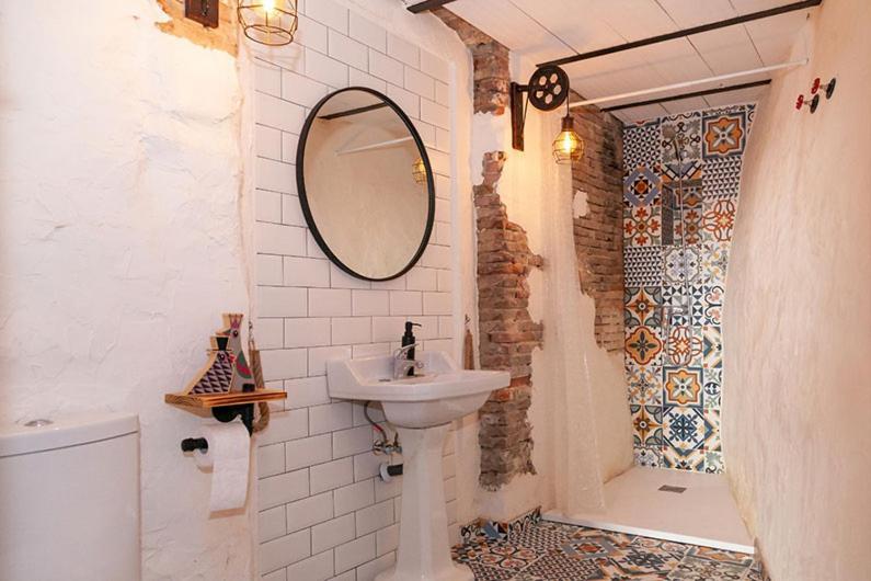 Apartamentos Bocairenthomes, En Pleno Centro De Bocairent, Con Pequena Piscina Y Parking Privado Eksteriør bilde