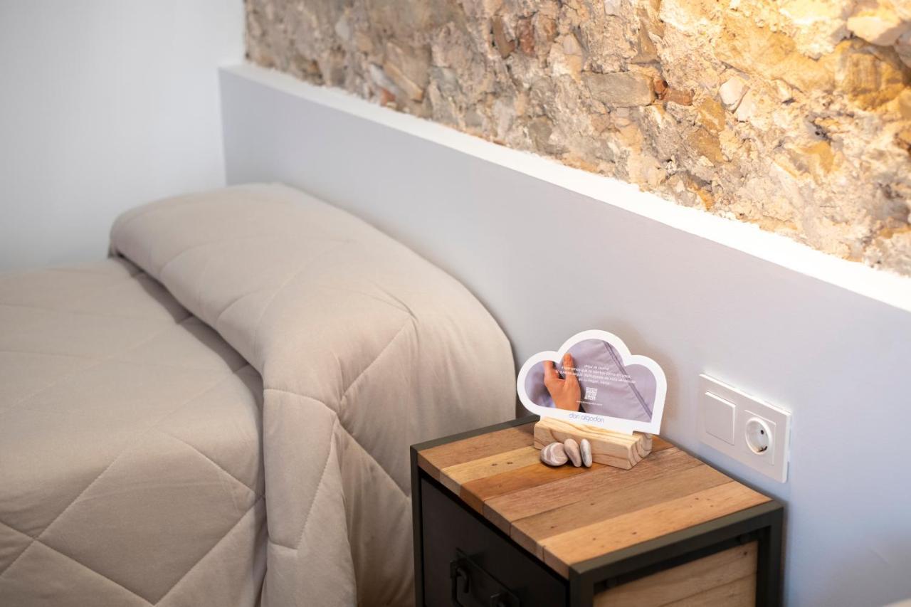 Apartamentos Bocairenthomes, En Pleno Centro De Bocairent, Con Pequena Piscina Y Parking Privado Eksteriør bilde