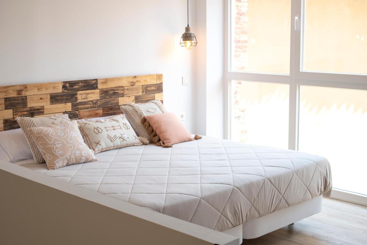 Apartamentos Bocairenthomes, En Pleno Centro De Bocairent, Con Pequena Piscina Y Parking Privado Eksteriør bilde