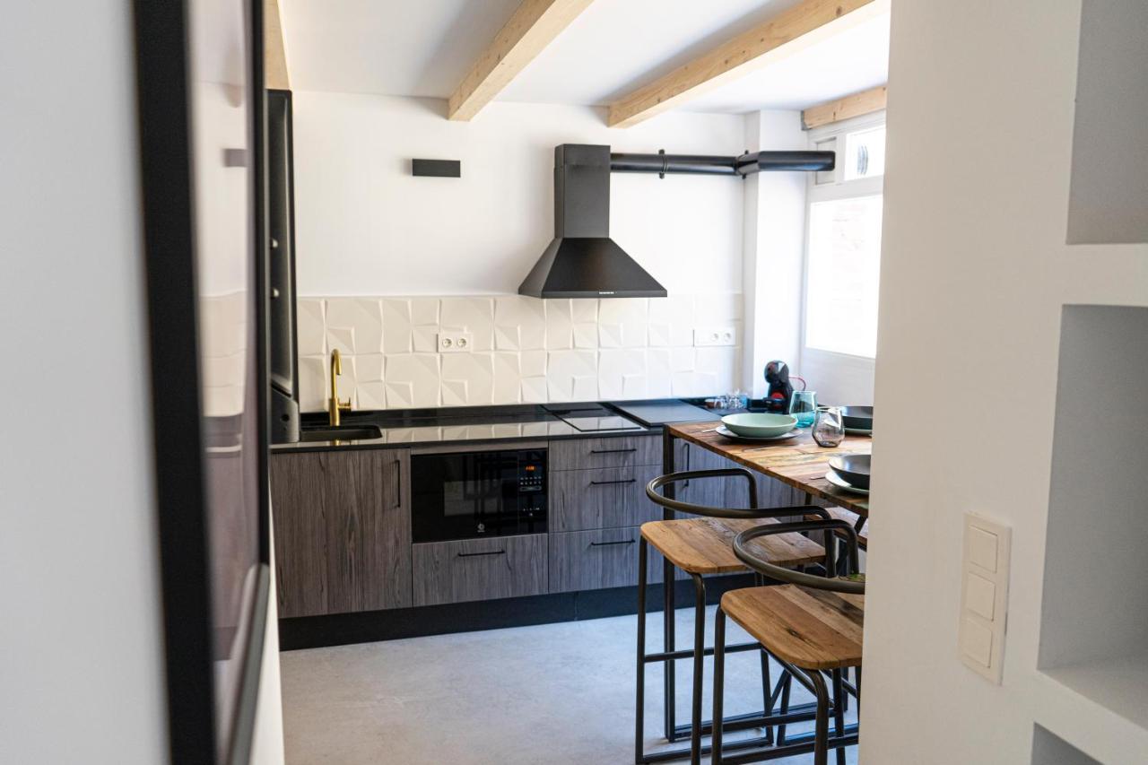Apartamentos Bocairenthomes, En Pleno Centro De Bocairent, Con Pequena Piscina Y Parking Privado Eksteriør bilde