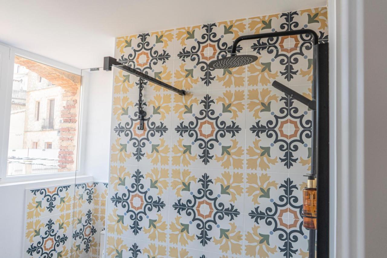 Apartamentos Bocairenthomes, En Pleno Centro De Bocairent, Con Pequena Piscina Y Parking Privado Eksteriør bilde