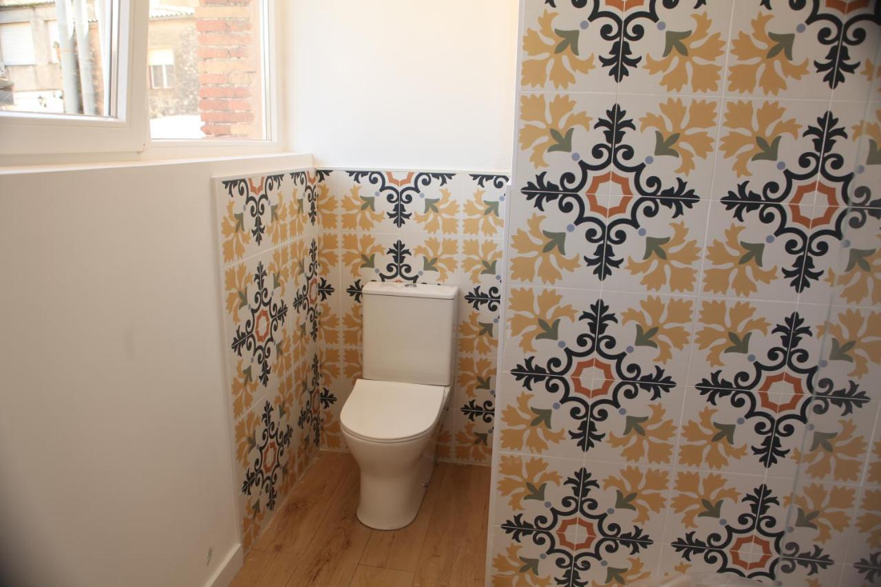 Apartamentos Bocairenthomes, En Pleno Centro De Bocairent, Con Pequena Piscina Y Parking Privado Eksteriør bilde