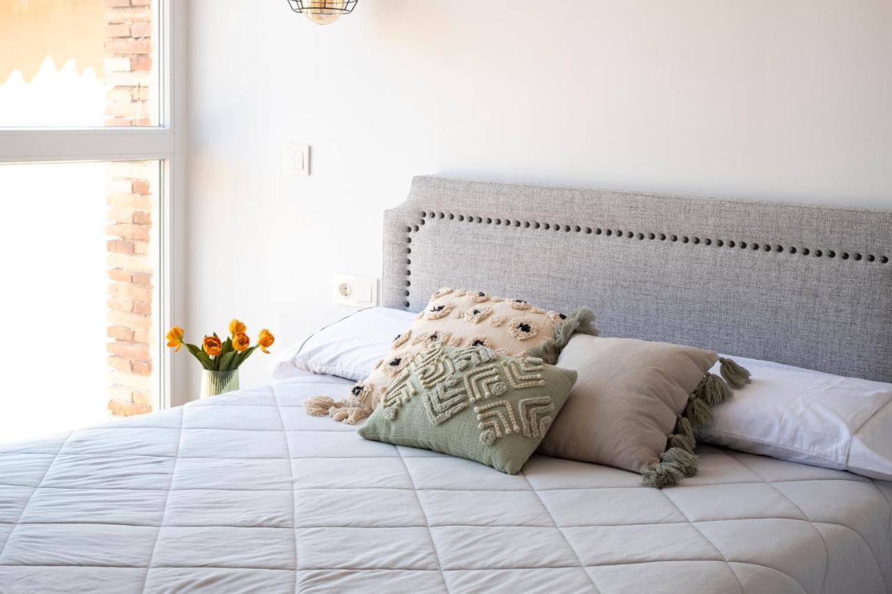 Apartamentos Bocairenthomes, En Pleno Centro De Bocairent, Con Pequena Piscina Y Parking Privado Eksteriør bilde