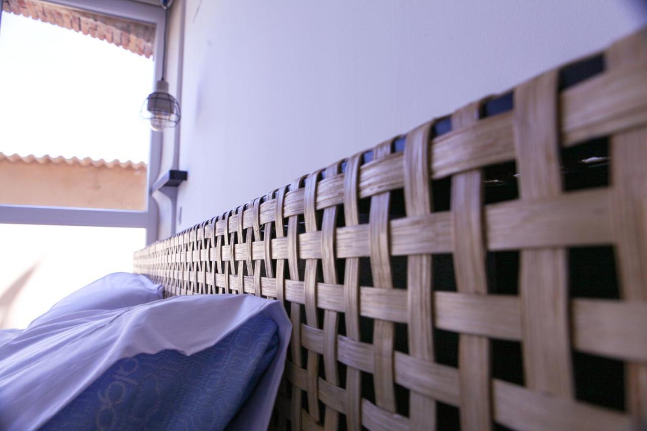 Apartamentos Bocairenthomes, En Pleno Centro De Bocairent, Con Pequena Piscina Y Parking Privado Eksteriør bilde