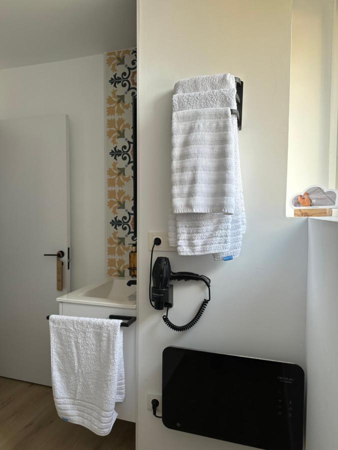 Apartamentos Bocairenthomes, En Pleno Centro De Bocairent, Con Pequena Piscina Y Parking Privado Eksteriør bilde