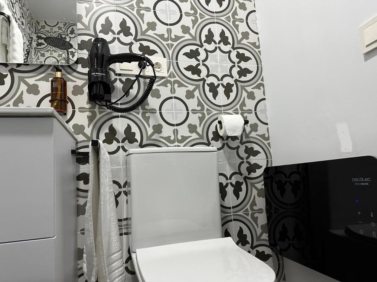 Apartamentos Bocairenthomes, En Pleno Centro De Bocairent, Con Pequena Piscina Y Parking Privado Eksteriør bilde