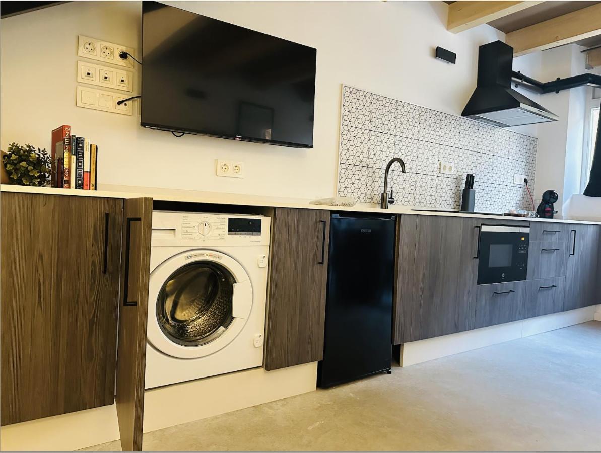 Apartamentos Bocairenthomes, En Pleno Centro De Bocairent, Con Pequena Piscina Y Parking Privado Eksteriør bilde